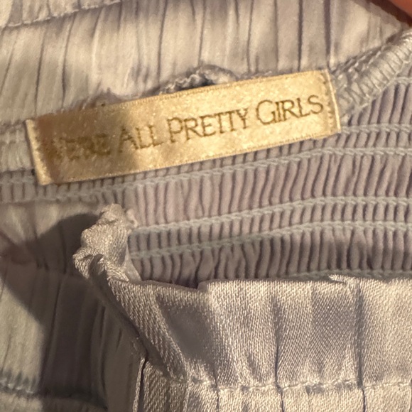 Elegant White Tiered Mini Skirt - Picture 2 of 4